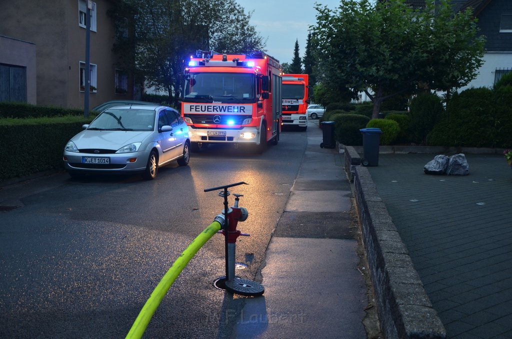 Feuer Einfamilienhaus Koeln Ostheim Saarbrueckerstr P42.JPG